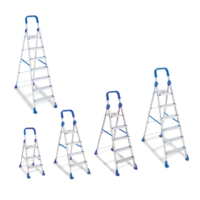 STEP LADDER